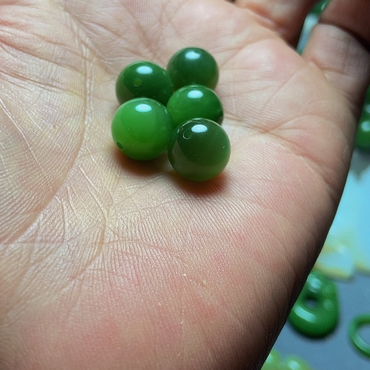 未镶嵌和田玉（碧玉）包链蝉*