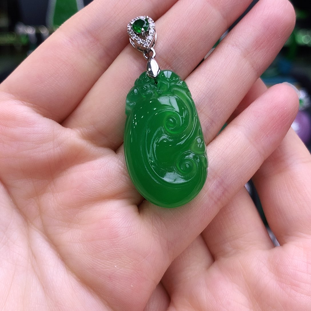 玛瑙/玉髓吊坠未镶嵌