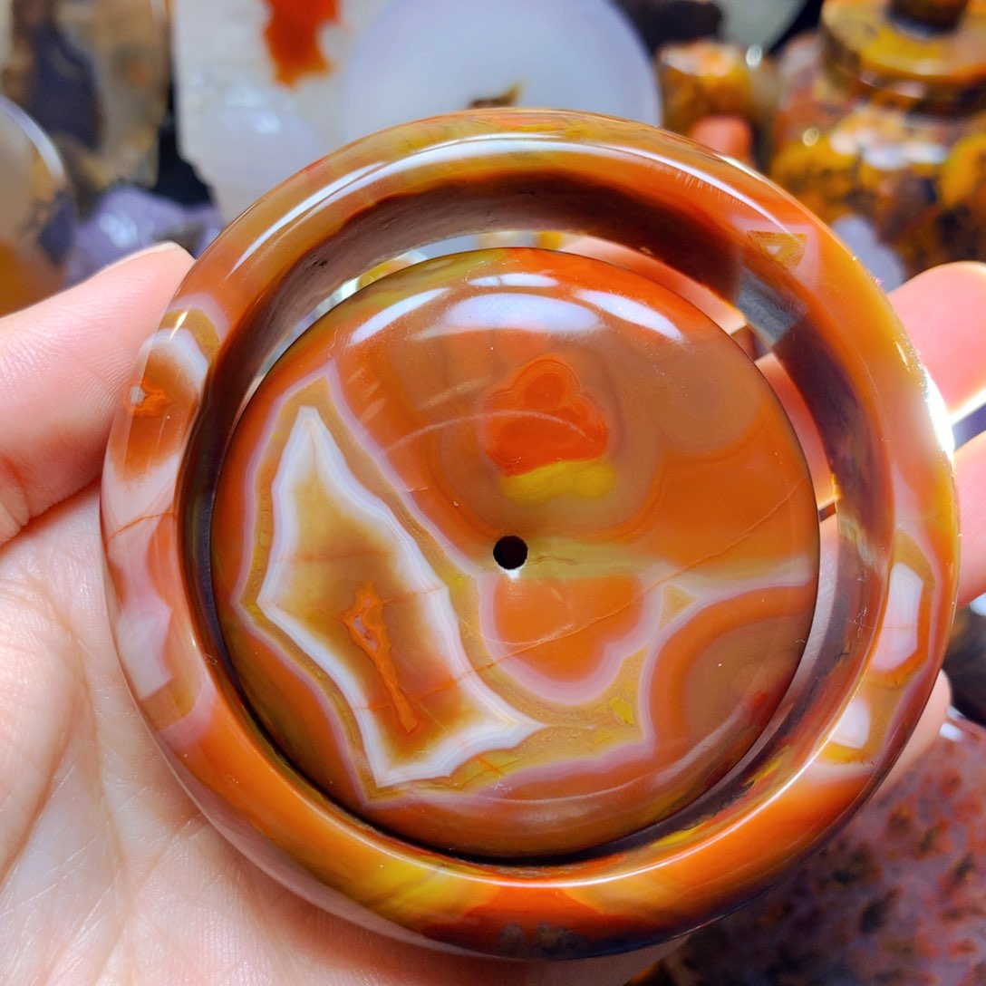 玛瑙/玉髓未镶嵌雕刻镯子