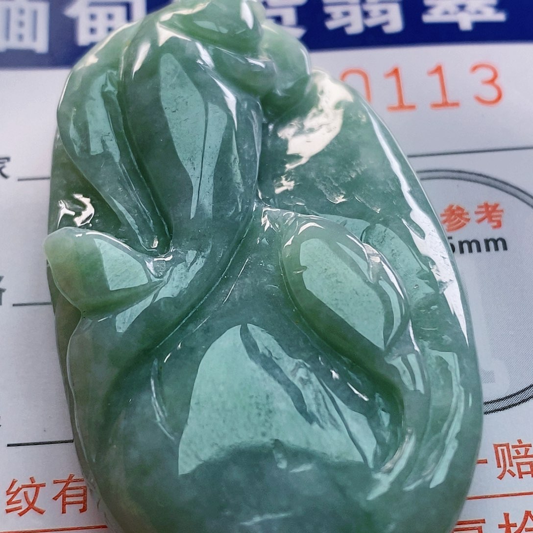 吊坠(不含链)未镶嵌翡翠