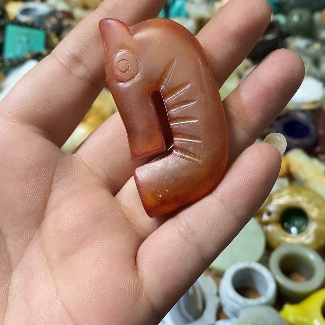 和田玉（糖玉）未镶嵌挂件