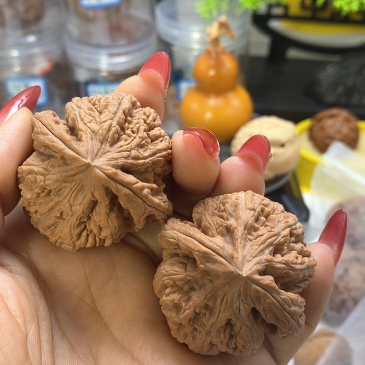 文玩核桃把件粗筋全品