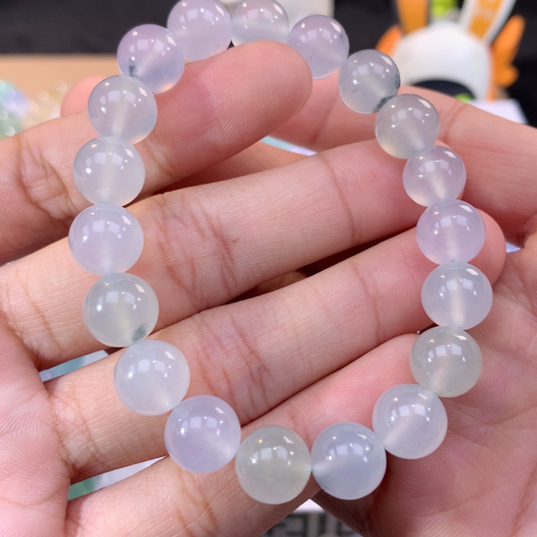 翡翠手链未镶嵌翡翠