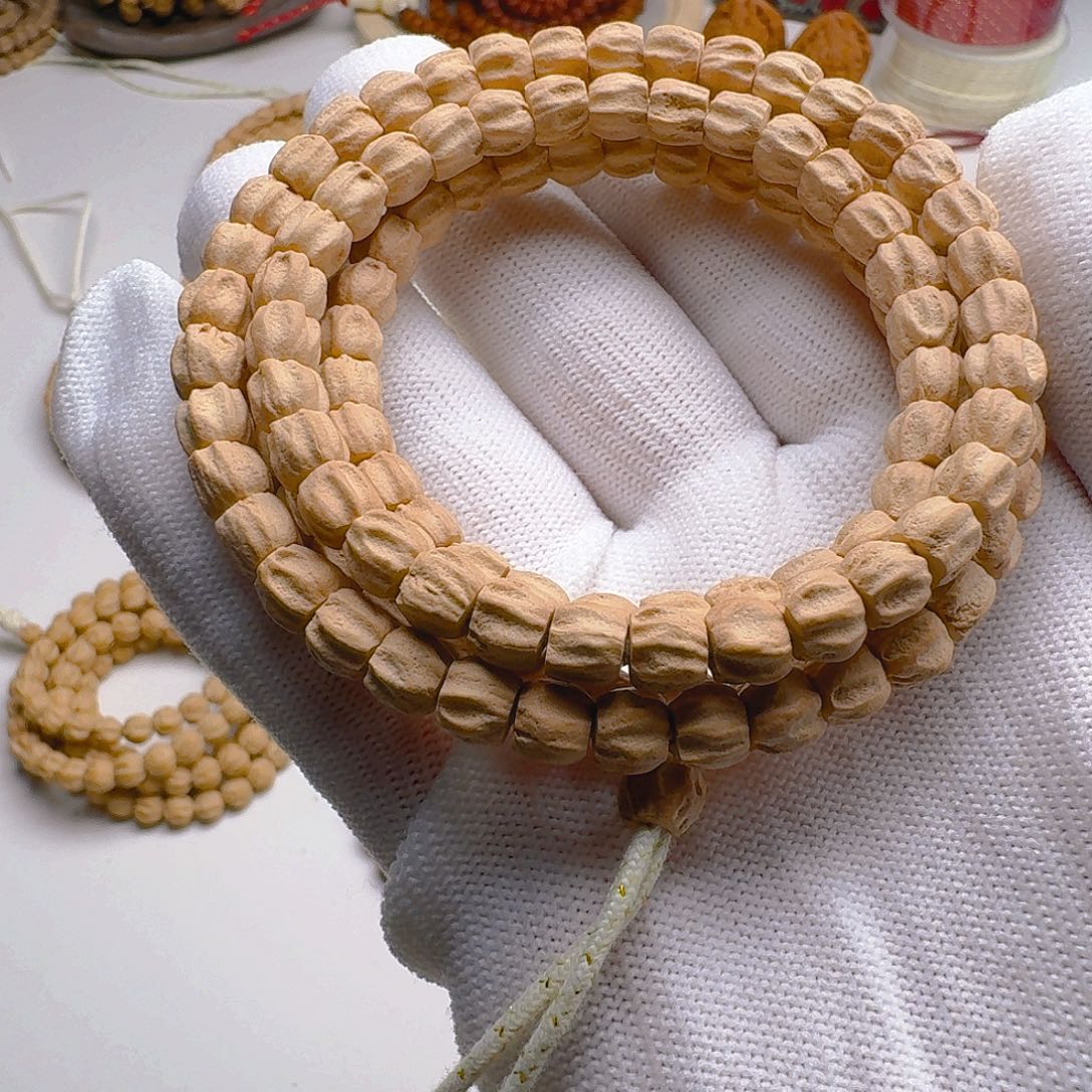 柏香籽/百香籽吊坠?*