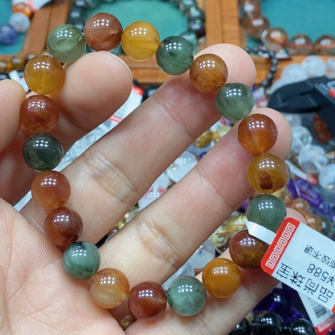 水晶手串未镶嵌天然