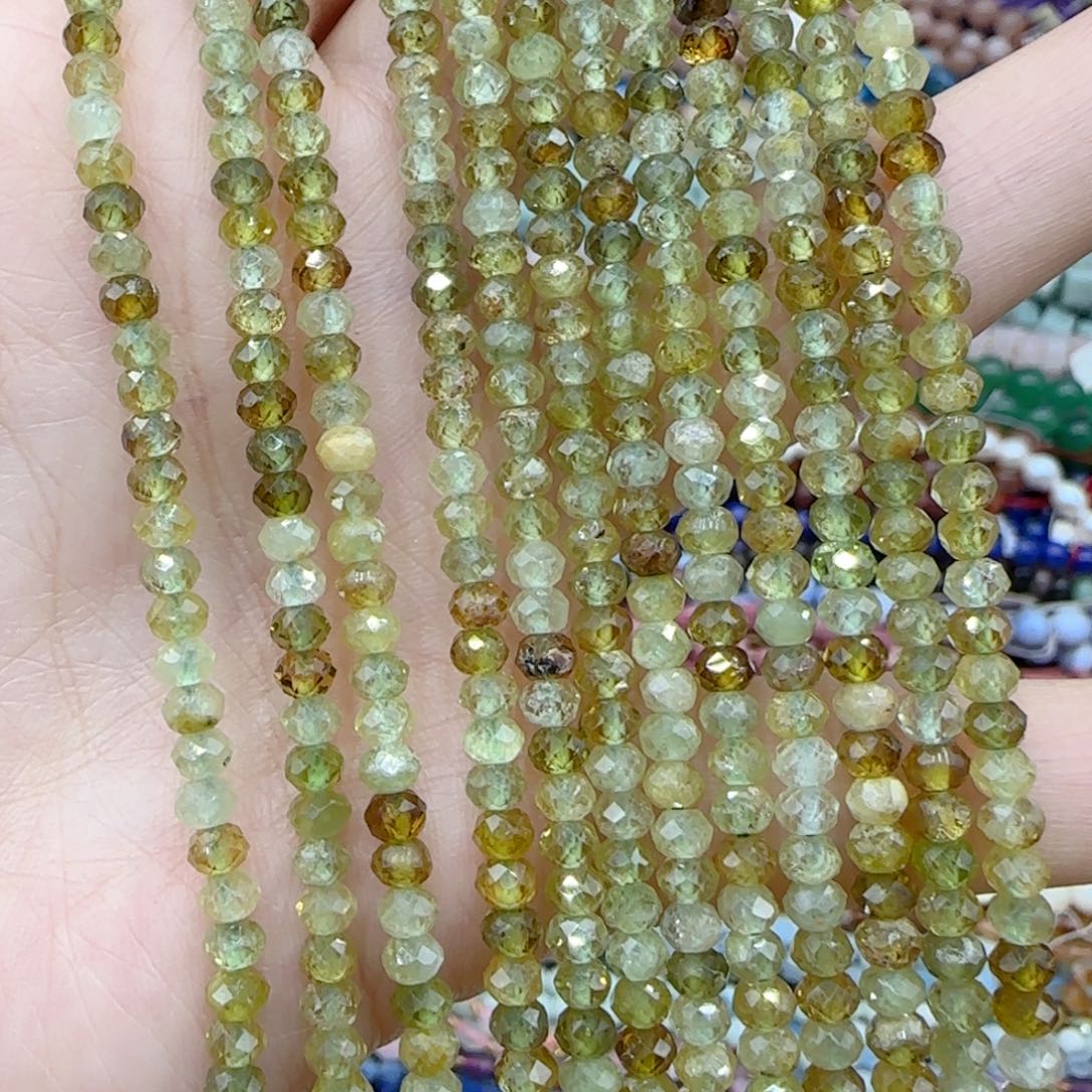 玛瑙/玉髓未镶嵌珠宝半成品沙弗莱切面一条卡4