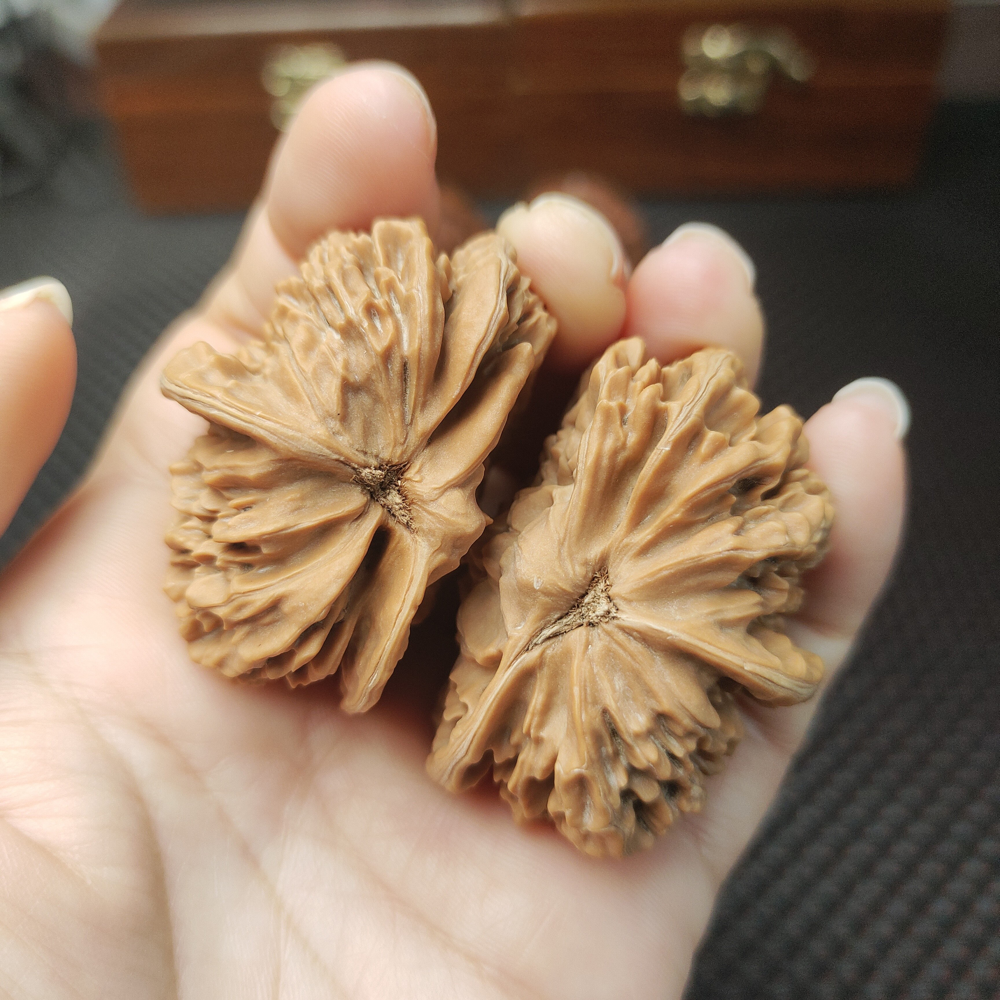 文玩核桃68尺寸全品半臂江山