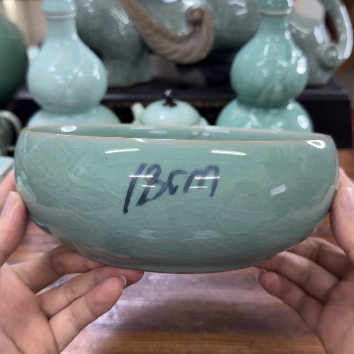 龙泉青瓷茶具微瑕4519