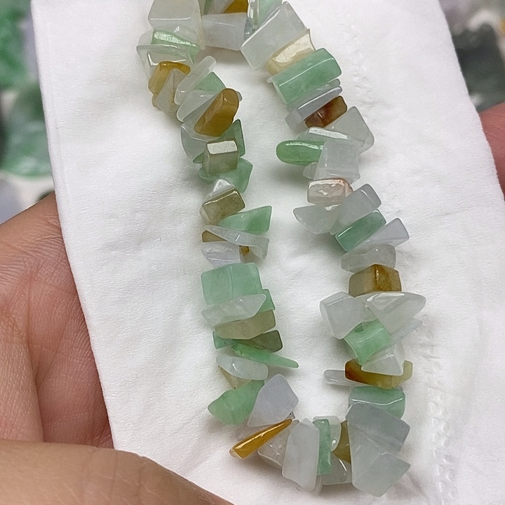 翡翠未镶嵌颈饰04号