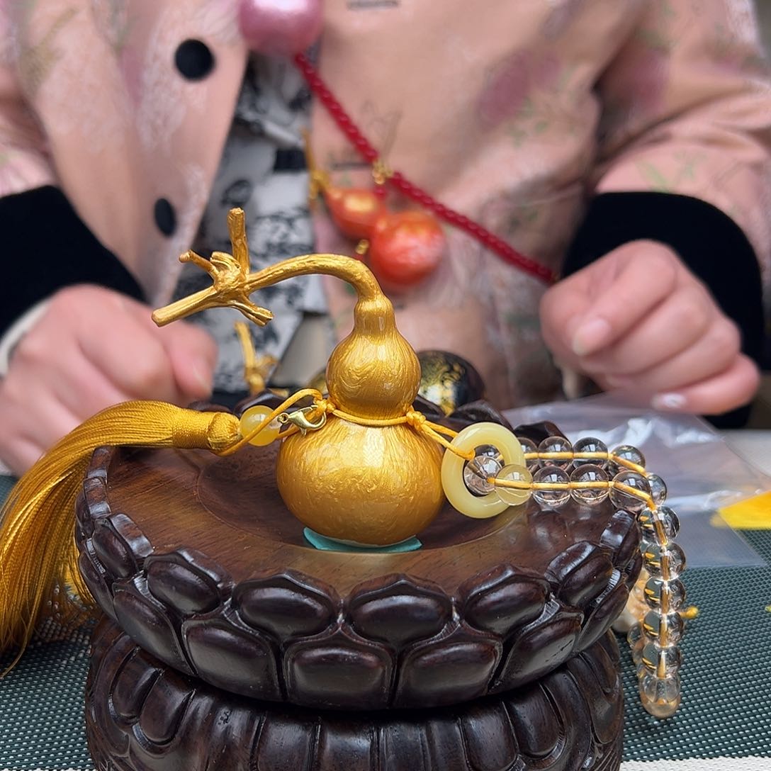 25------------------