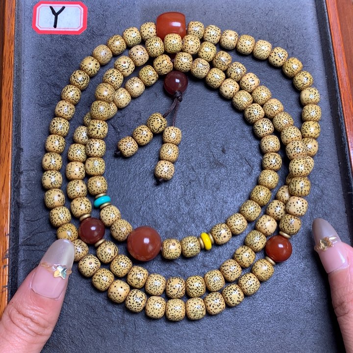 星月菩提吊坠菩提