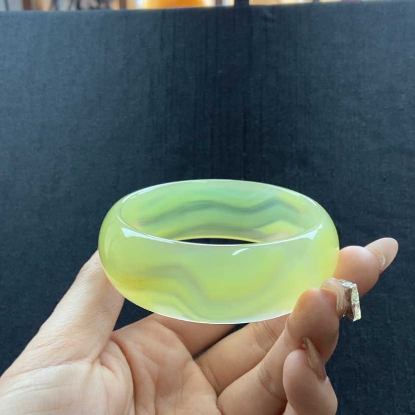 【闪购商品】玛瑙/玉髓手镯未镶嵌