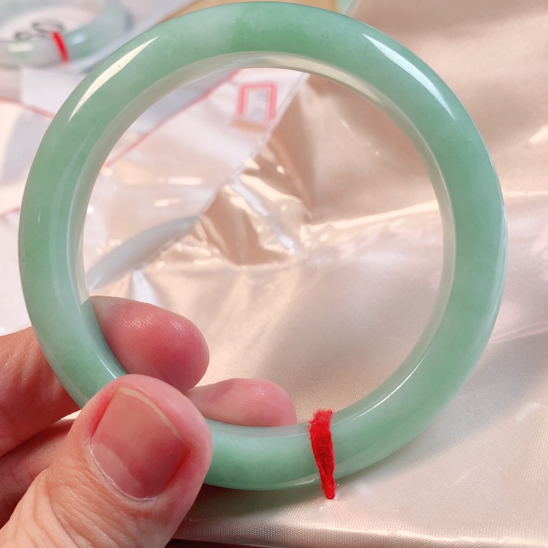 翡翠手镯未镶嵌翡翠手镯62