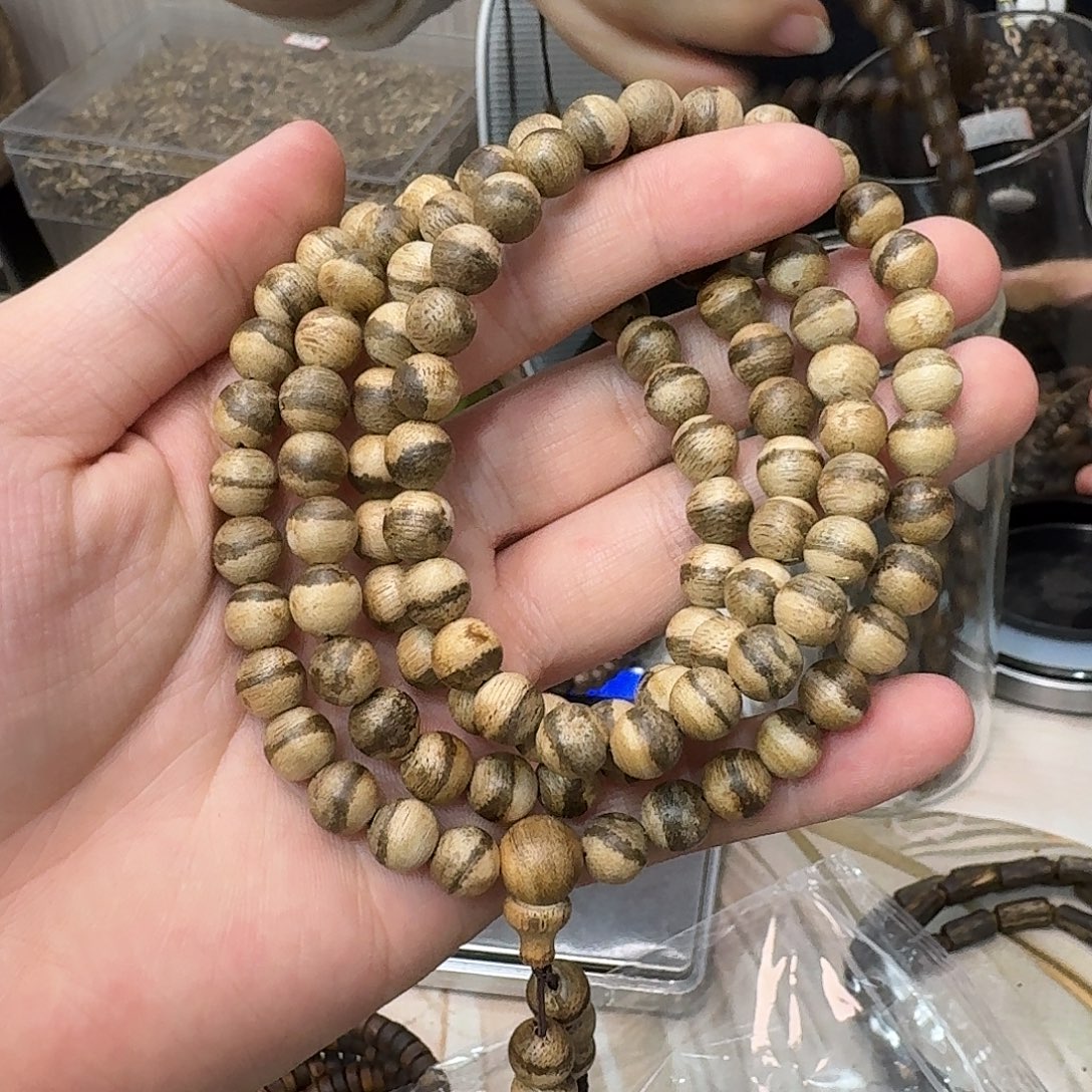 沉香碎屑沉香加里曼丹沉香多圈 8 多样性发一