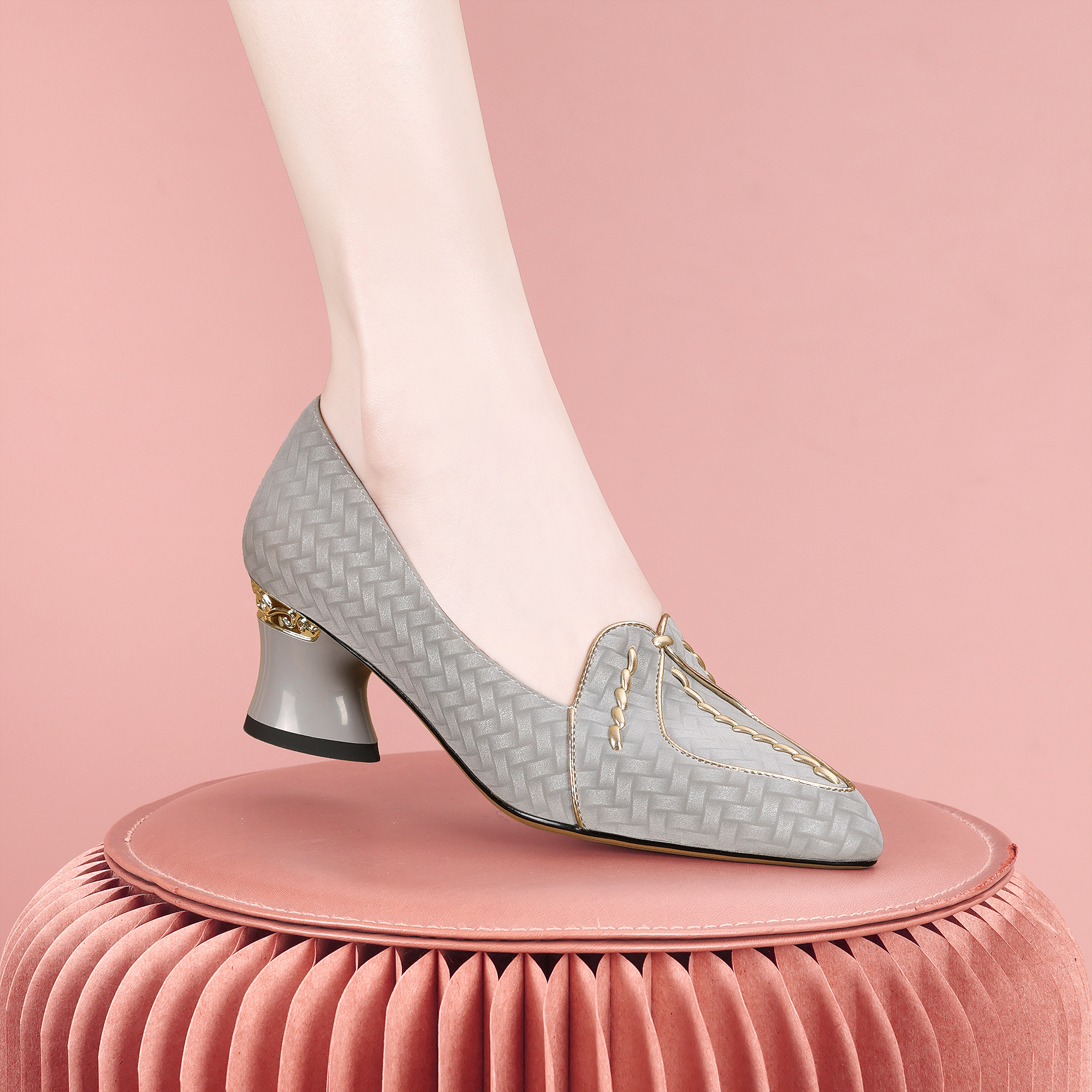 梵芮诗2025年新款尖头潮流时尚新款女士通勤单鞋-J2163