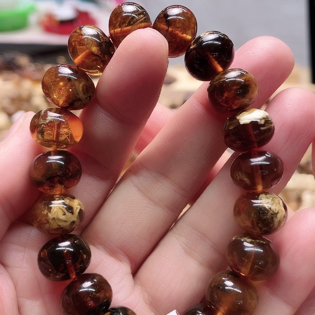 琥珀裸石未镶嵌十三10052