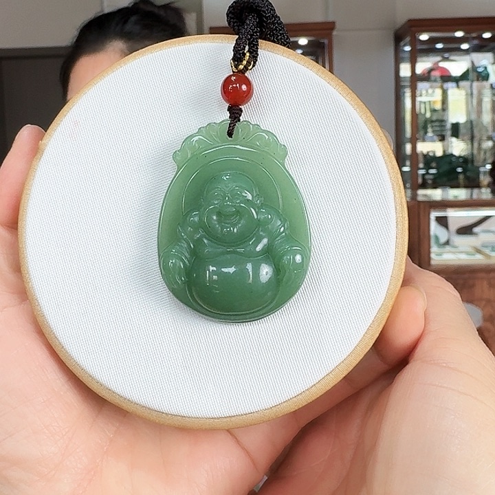 密玉（石英质玉）吊坠合金