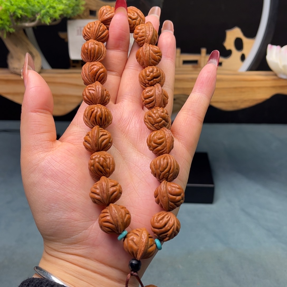 桃核手串17小金豆手持