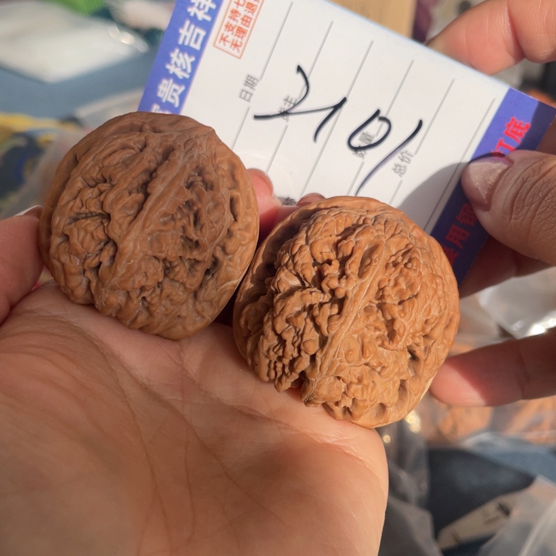 礼***。核桃把件43左右全品无修高桩全品无修粗筋