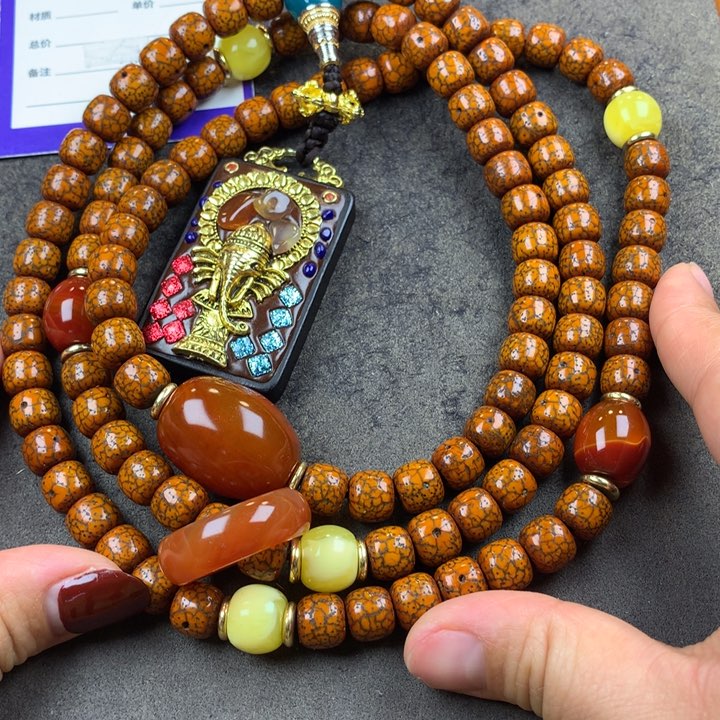 星月菩提吊坠中****苗脖挂