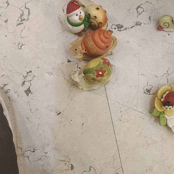 骤***雨孤品树脂花盆摆件