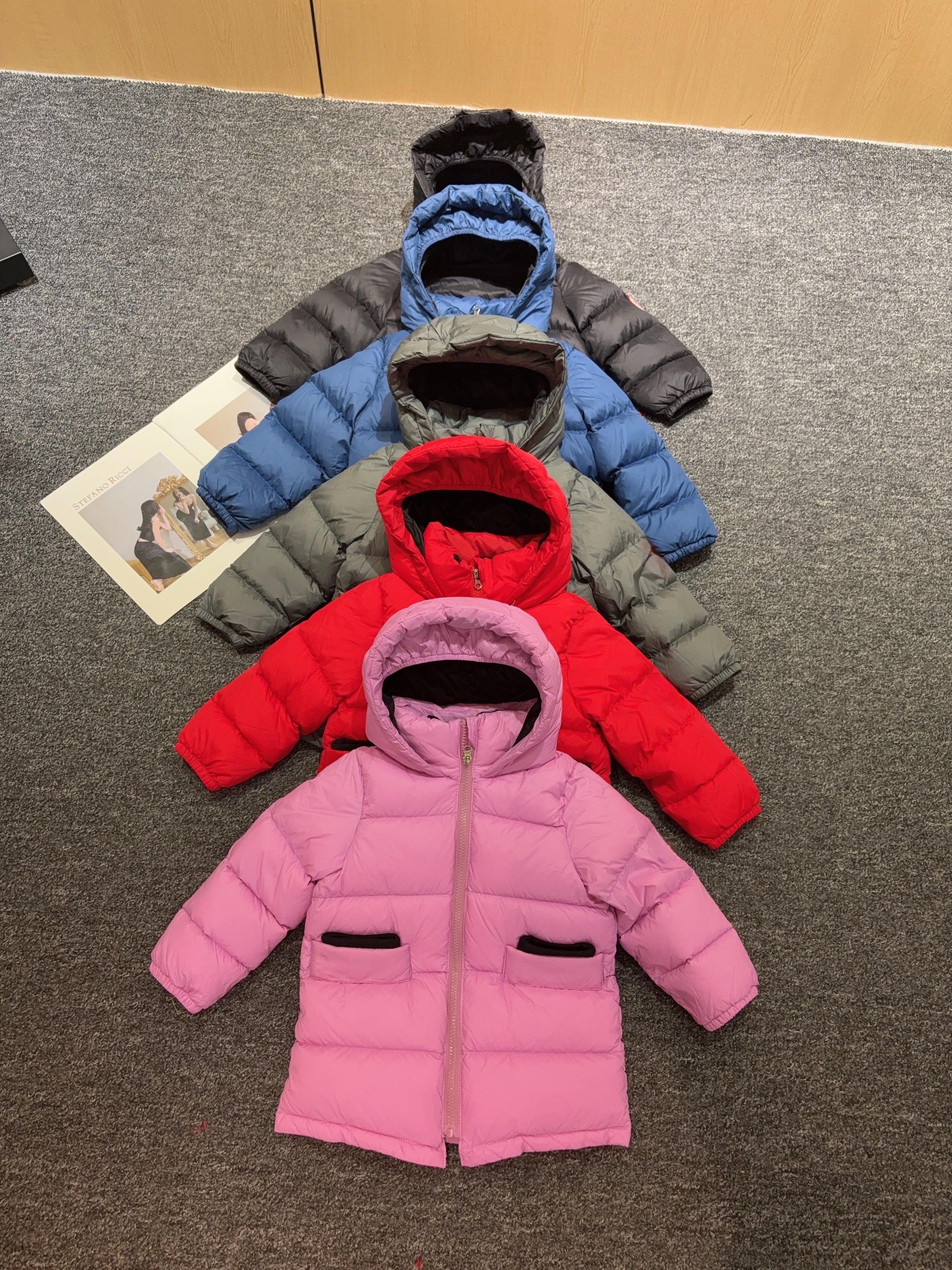 纯色厚款休闲拉链中长款休闲秋冬加厚连帽羽绒外套