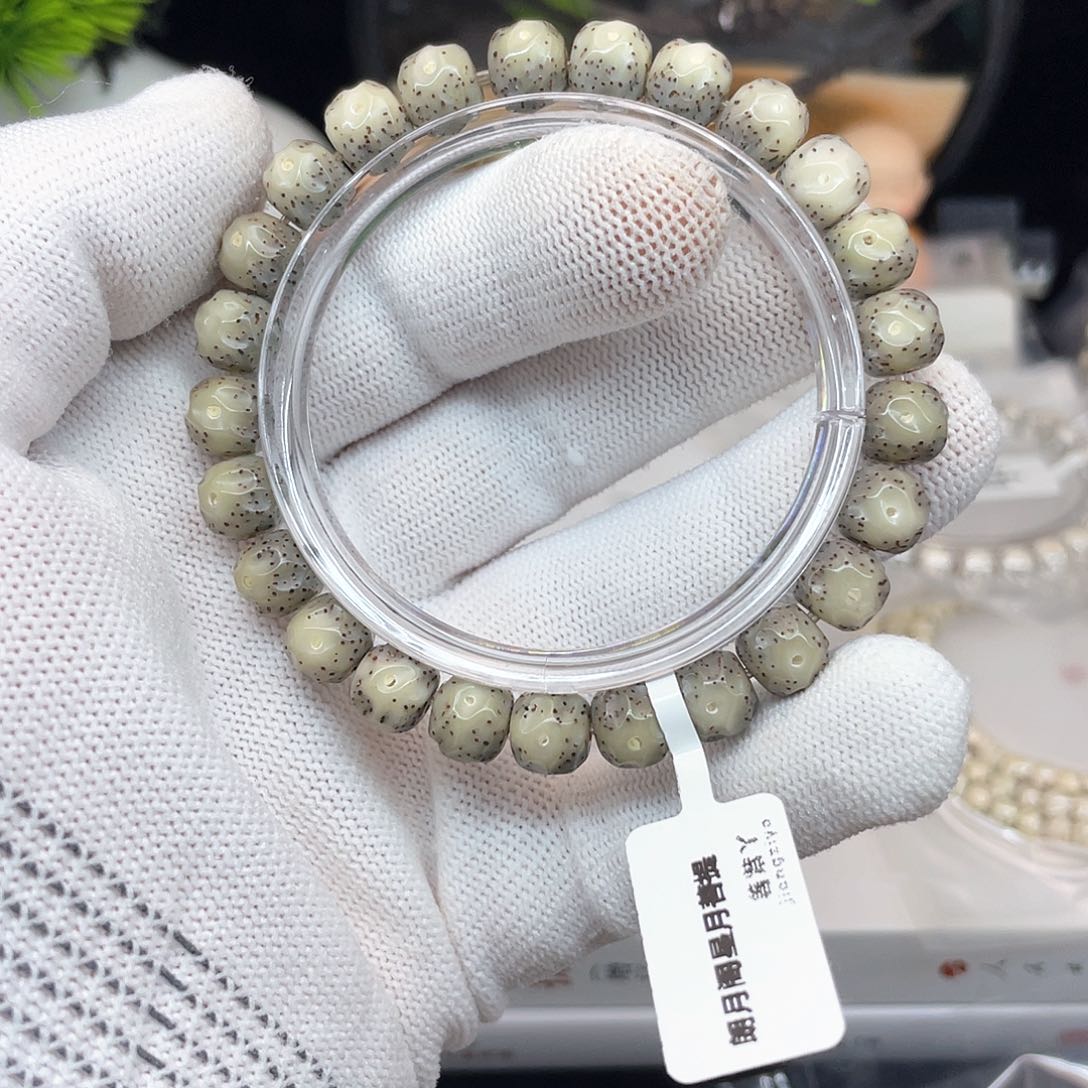 星月菩提手串9/8无相石玉同枝一线天留白单圈