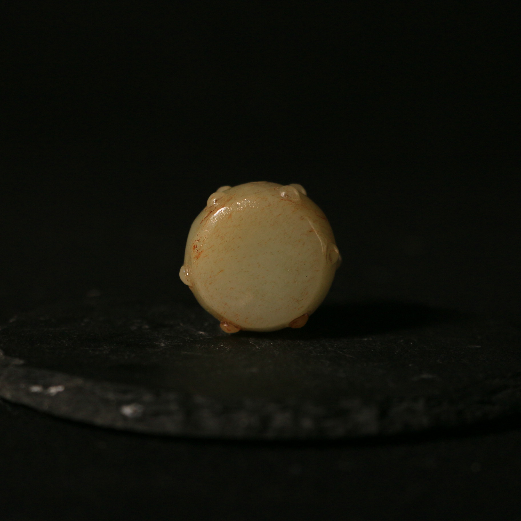 16F240清 白玉古丁珠 