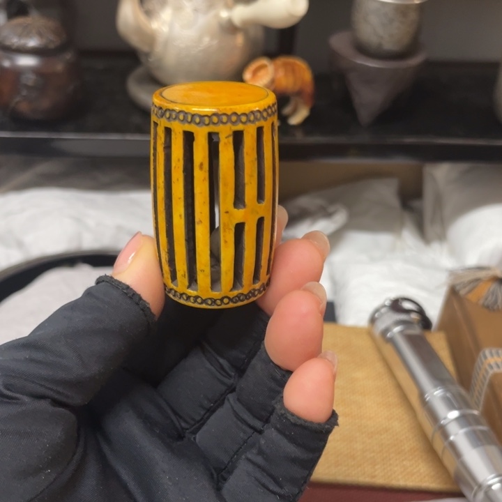 塑料中古工艺品摆件