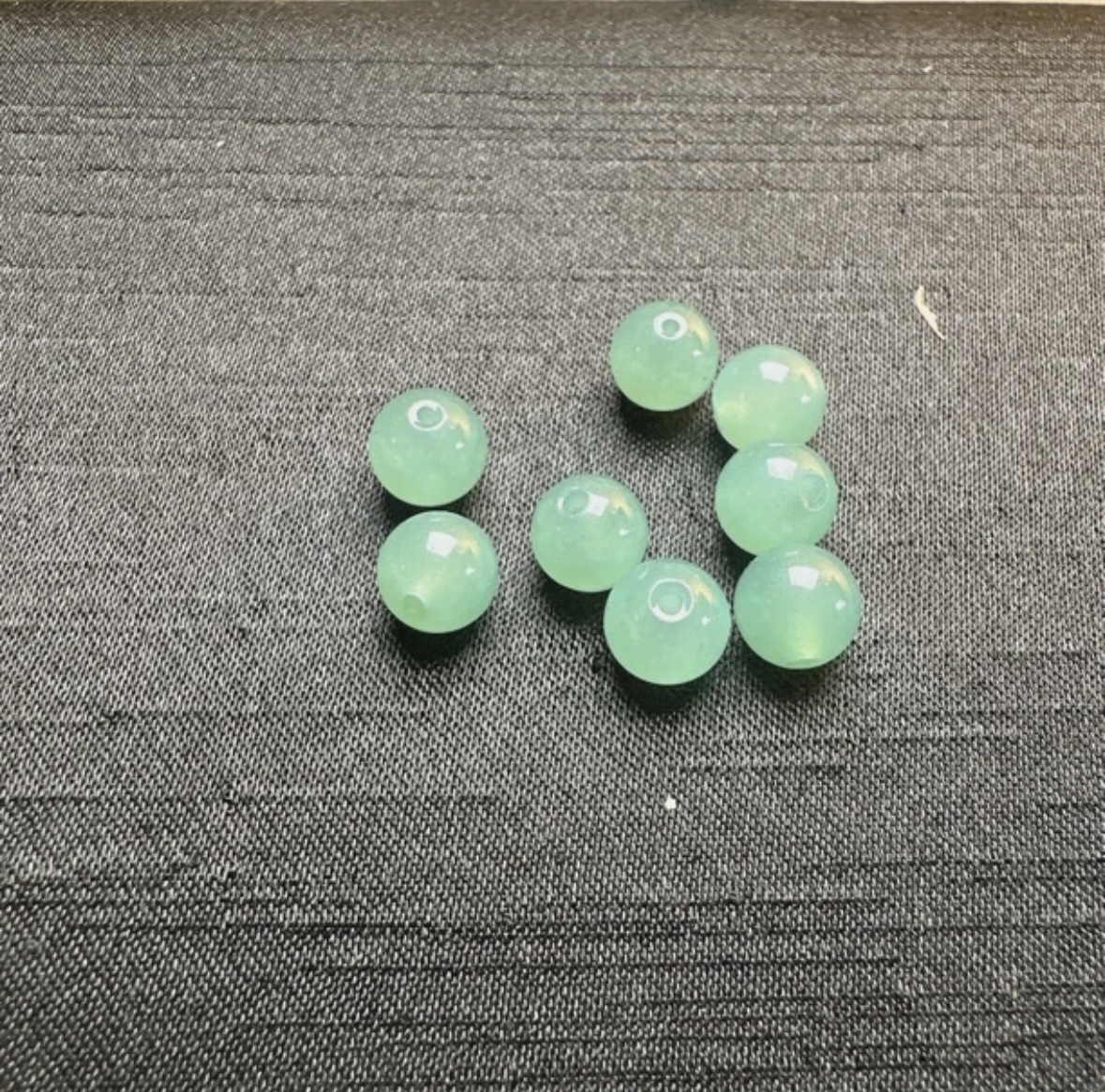 卡8mm 缅料A货翡翠 蓝水散珠 多样性发一颗