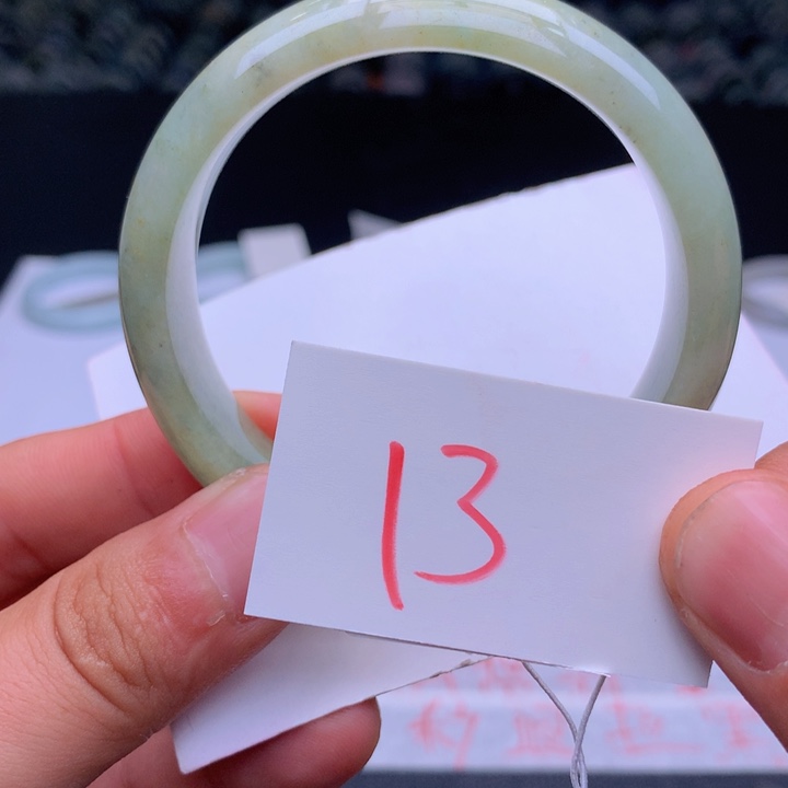 翡翠手镯未镶嵌45558899999999