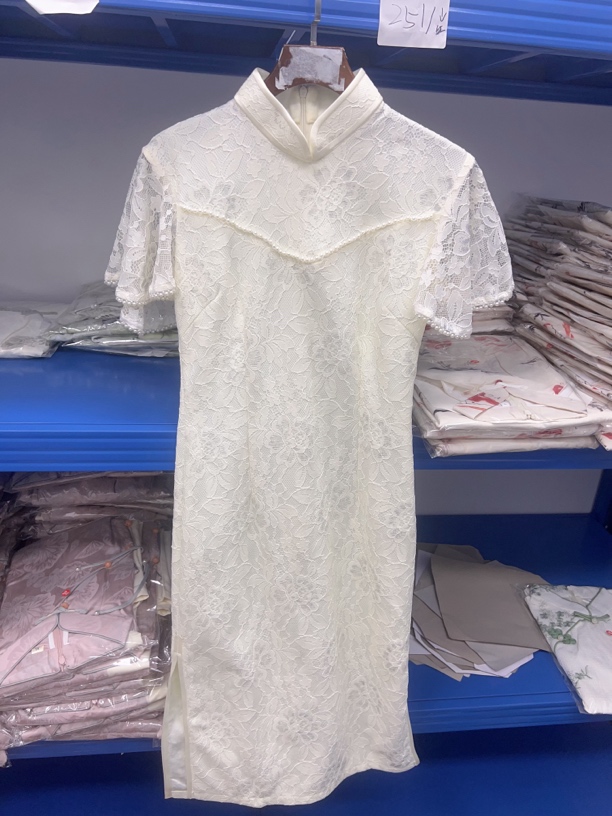 V-2952 梦语 米白 蕾丝复合 新中式夏款年轻款改良旗袍110cm长款