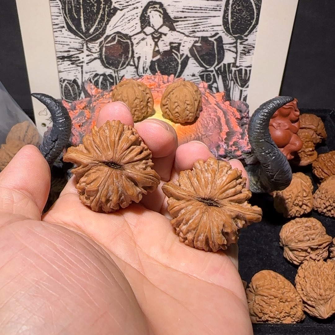 炼***.文玩核桃吊坠38全品