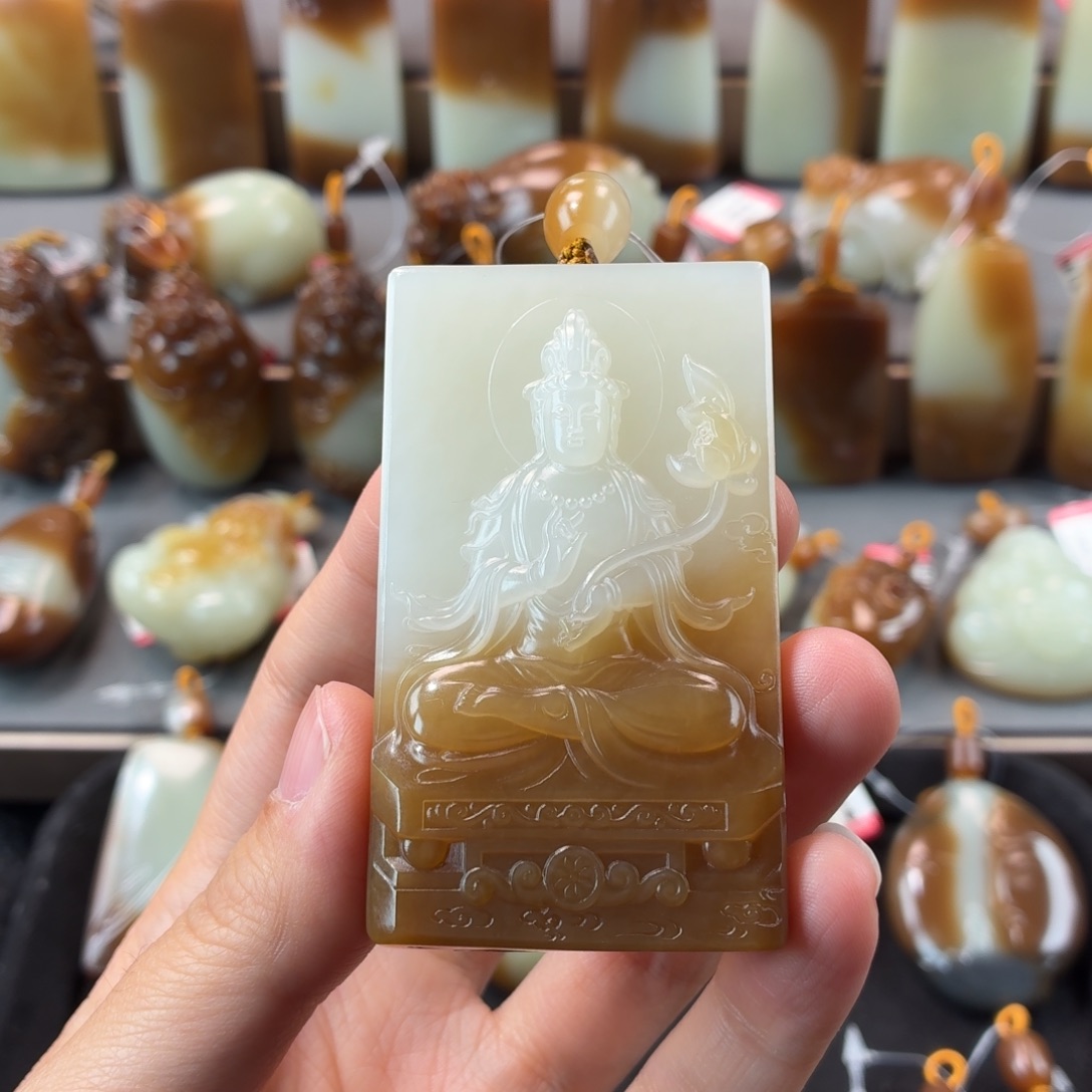 嘉***源和田玉未镶嵌颈饰