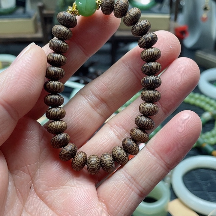 和田玉手串未镶嵌