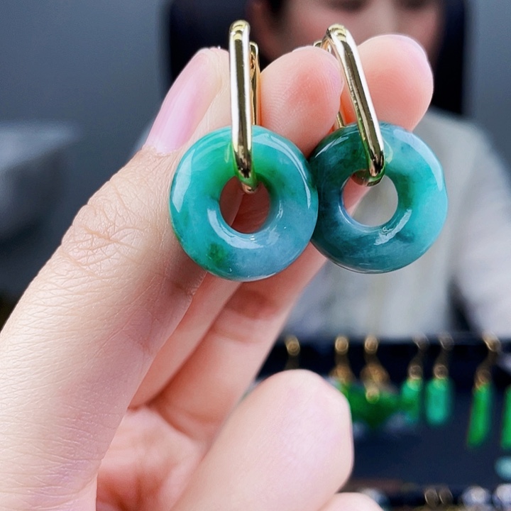 翡翠耳饰未镶嵌饰品