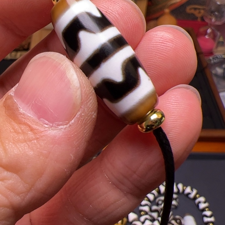 未镶嵌颈饰玛瑙/玉髓