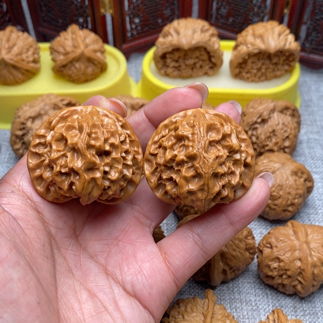 文玩核桃把件龙鳞43