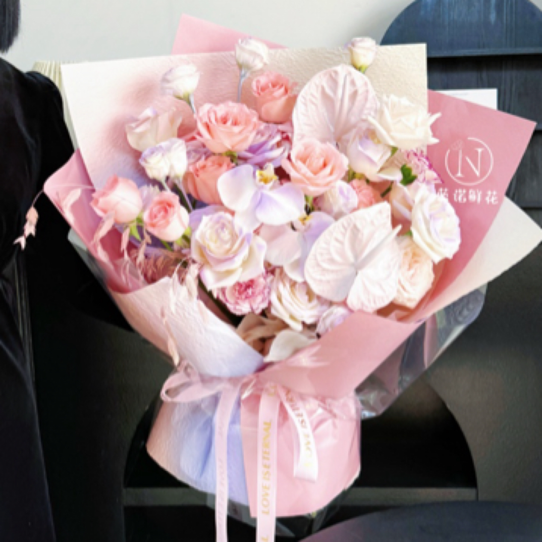 【浪漫与你】粉玫瑰蝴蝶兰掌混搭花束/生日鲜花花束/邯郸同城配送