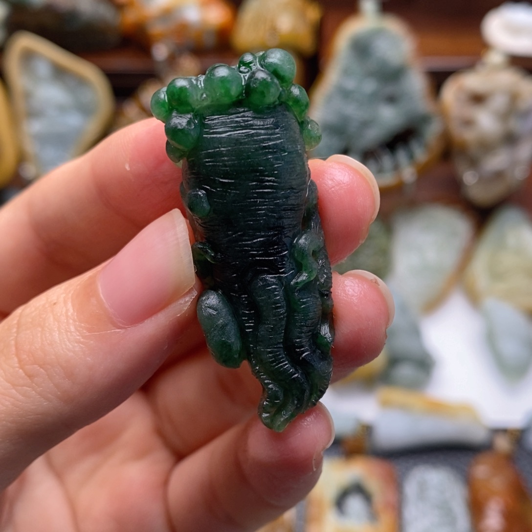 定制翡翠未镶嵌翡翠