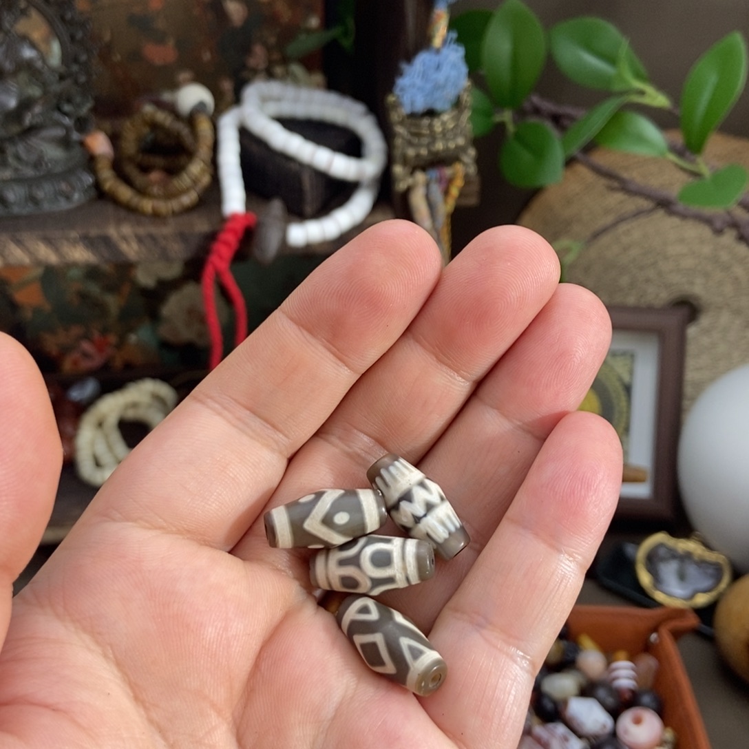 ****哥未镶嵌绿松石珠宝半成品