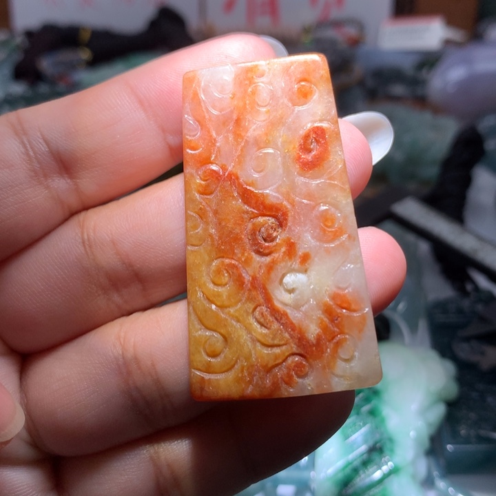 翡翠颈饰未镶嵌保真天然A货翡翠