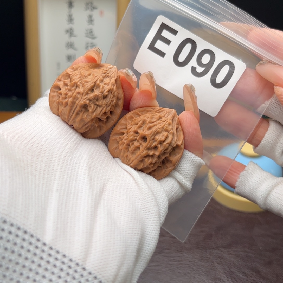 文玩核桃把件33七步沟e090