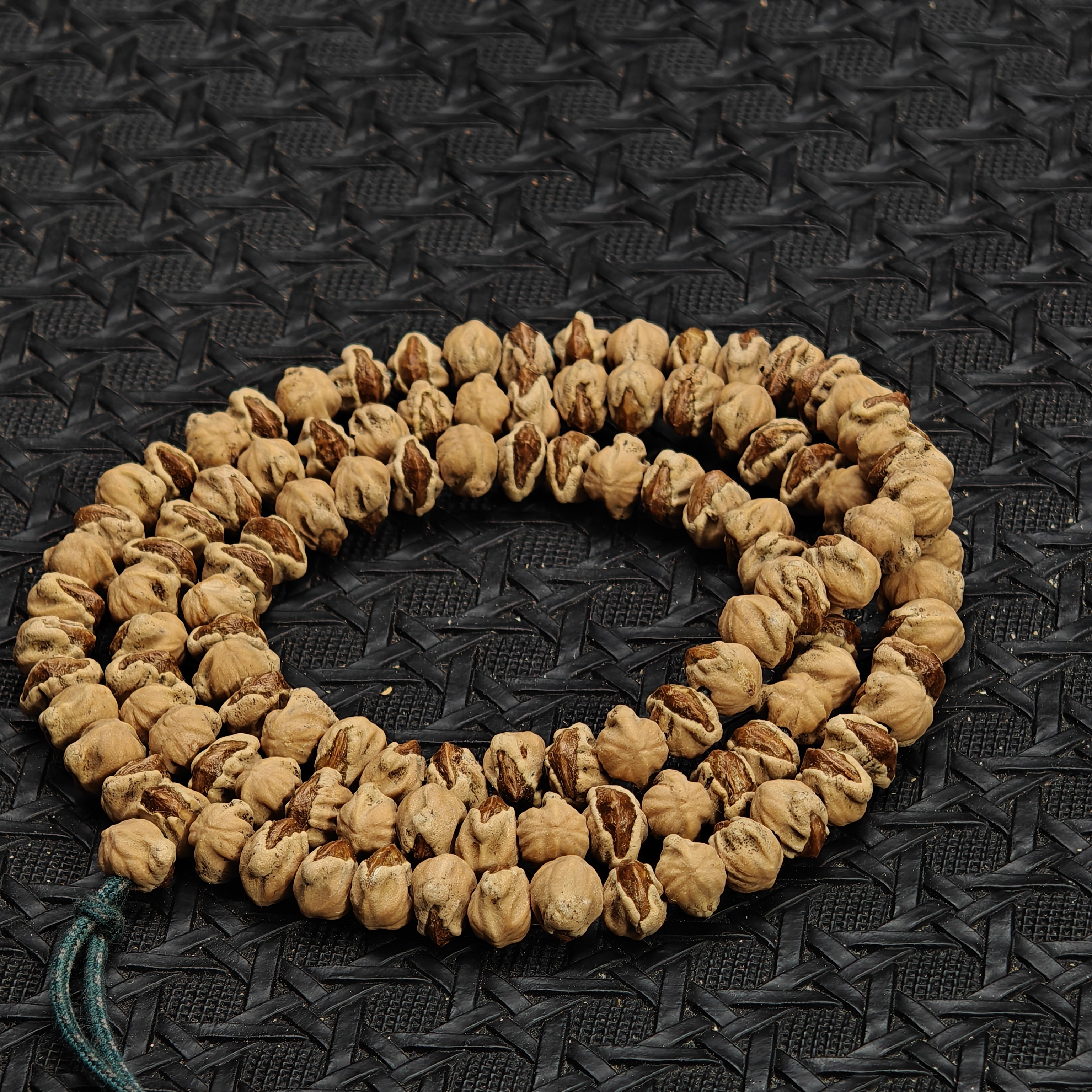 山海系列:天仙级“饕餮”，热振百香籽，红牙麻皮，原桩横打