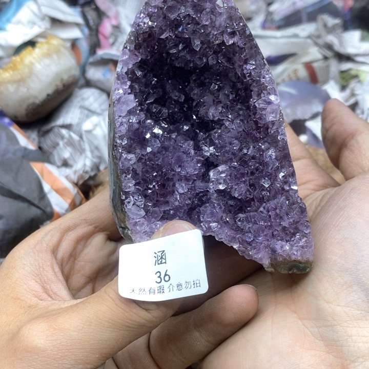 未镶嵌水晶大型摆件（非配饰）