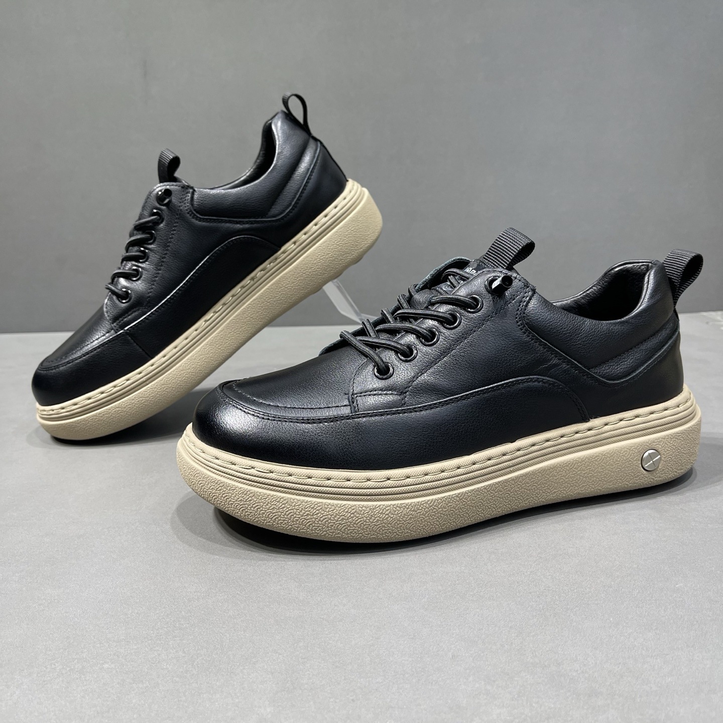 头层牛皮潮牌乐福鞋百搭潮鞋一脚蹬软底懒人男鞋宽头休闲时尚板鞋