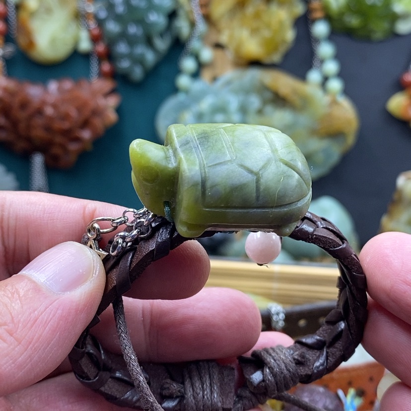 【闪购商品】未镶嵌岫玉手牌