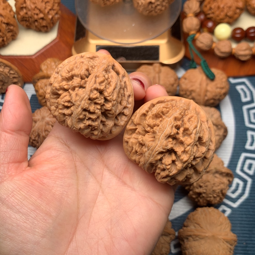 没***饭把件文玩核桃粗筋46（修）