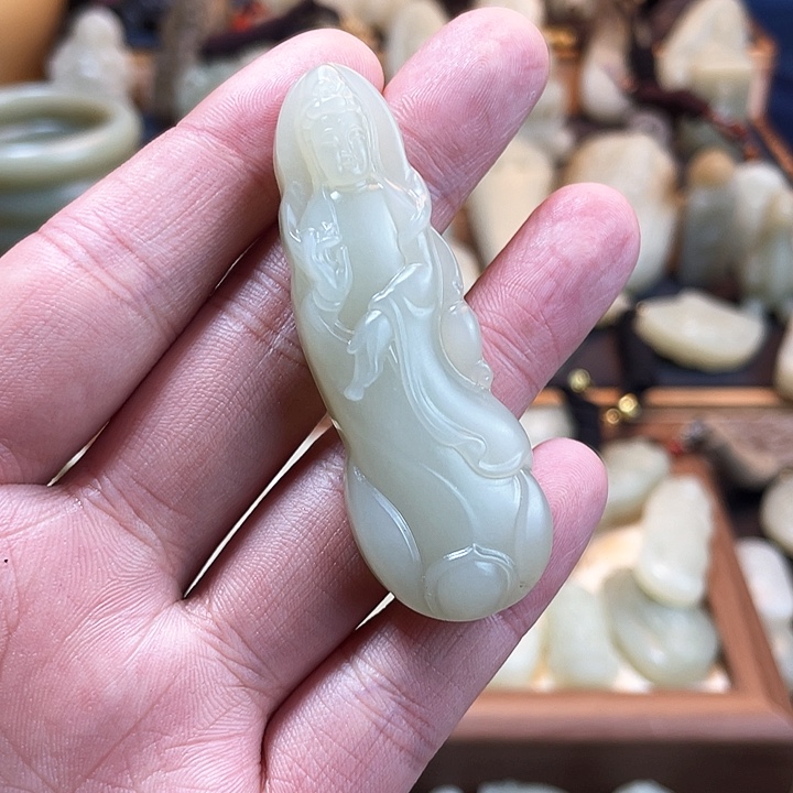 和田玉颈饰未镶嵌