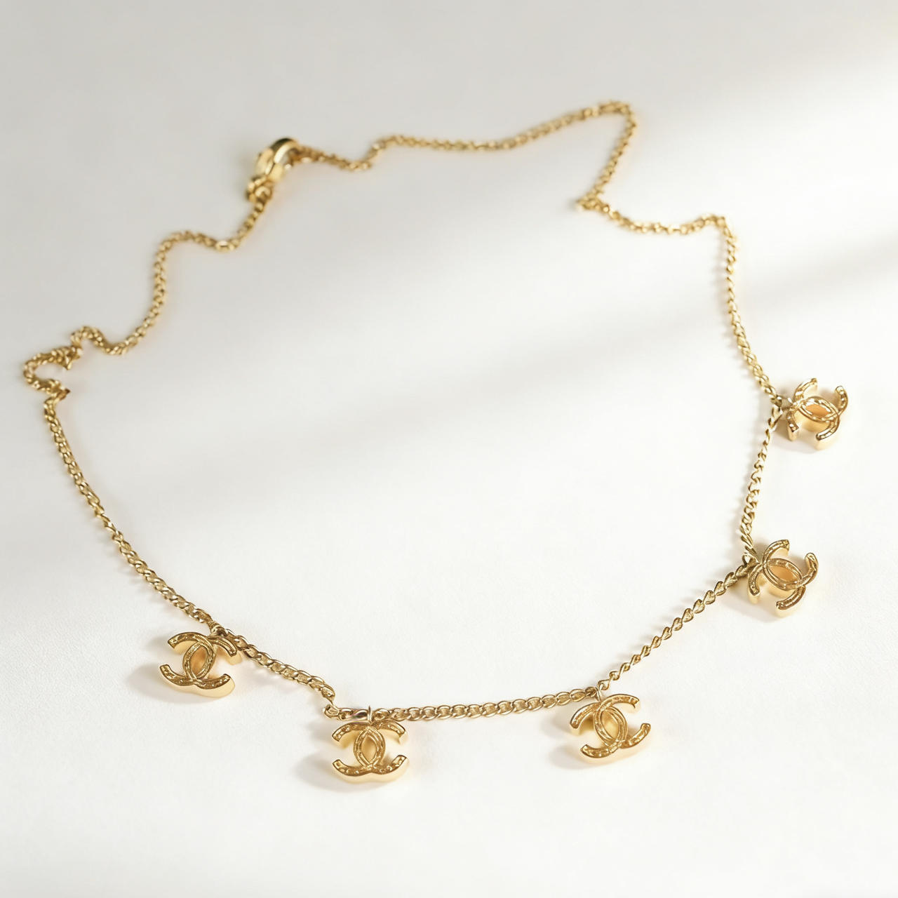 95新 Chanel/香奈儿 Chanel5双C吊坠白色简约百搭小项链时尚